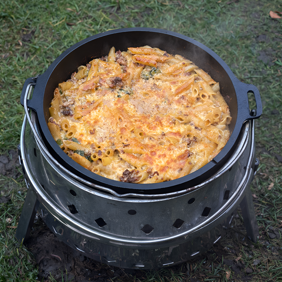 Hamburger Pasta aus dem Dutch Oven