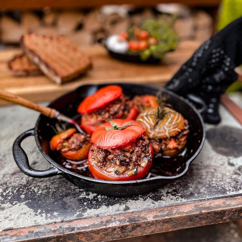 Gefüllte Tomaten mit Knusperbrot