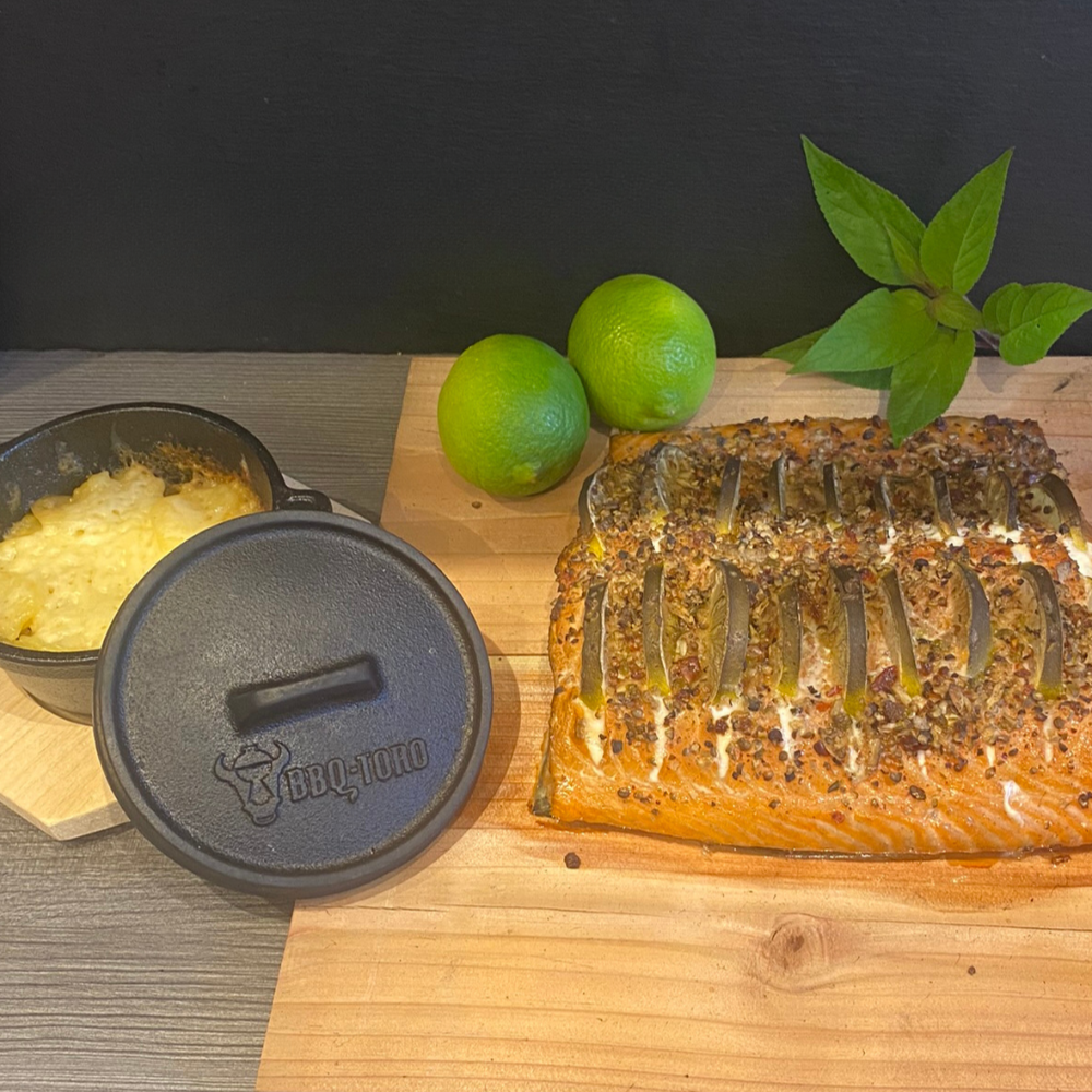 Lachsfilet vom Grill mit cremigem Kartoffelgratin