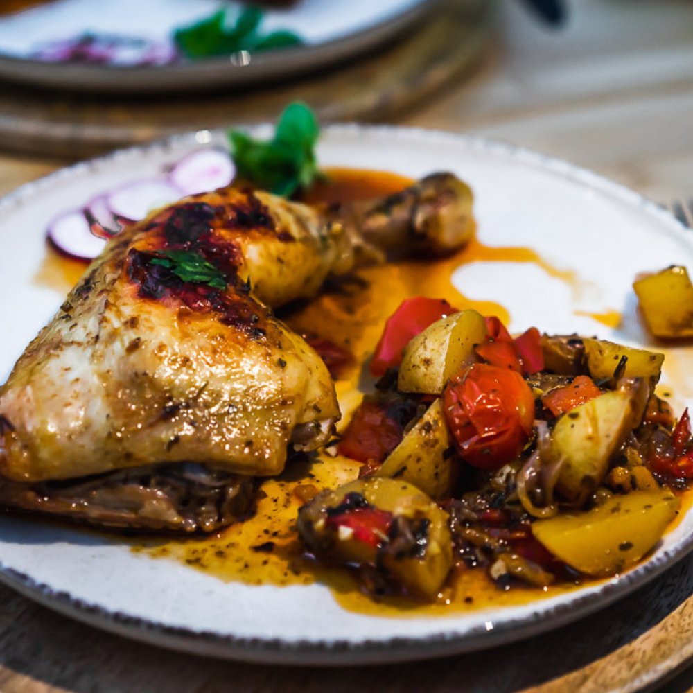 Mediterranes Hähnchen mit Ofengemüse aus dem Dutch Oven