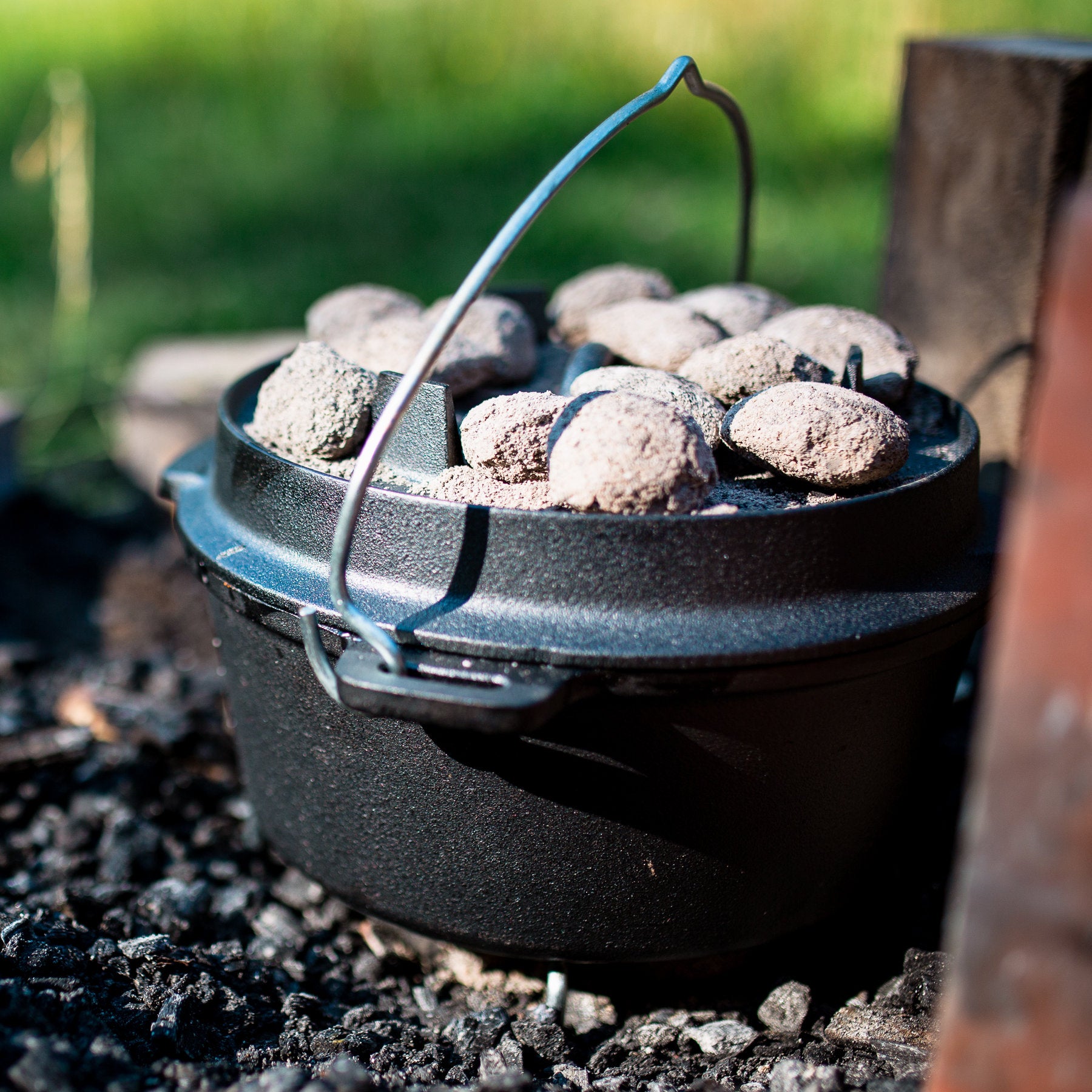 Dutch Oven "My Blackpot", Gusseisen, 9 Liter, inkl. Holzkiste