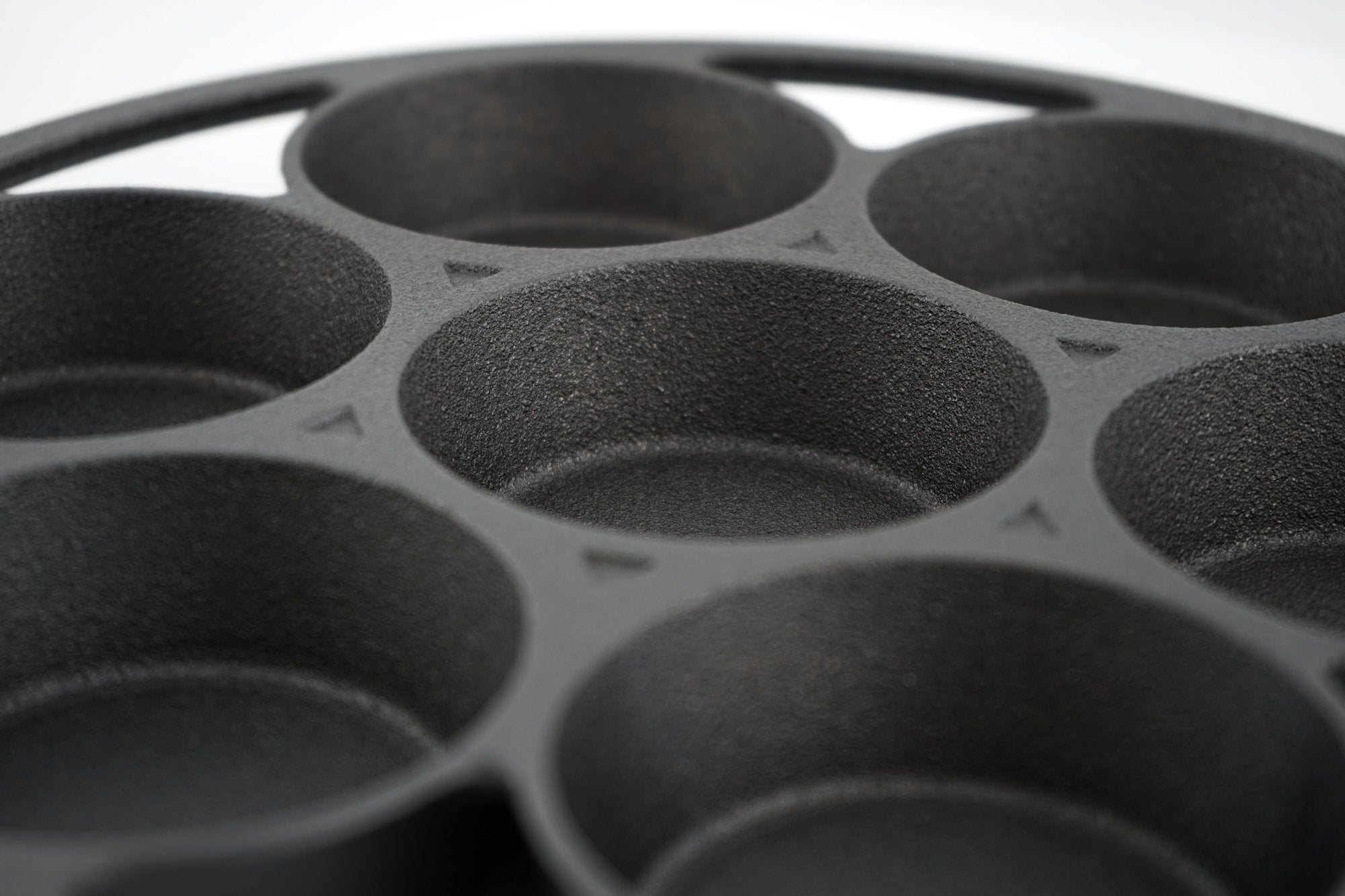 Muffinform für 7 Muffins, Gusseisen, je 100ml